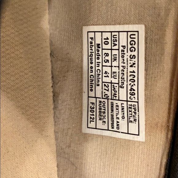 UGG shoes - Picture 3 of 7